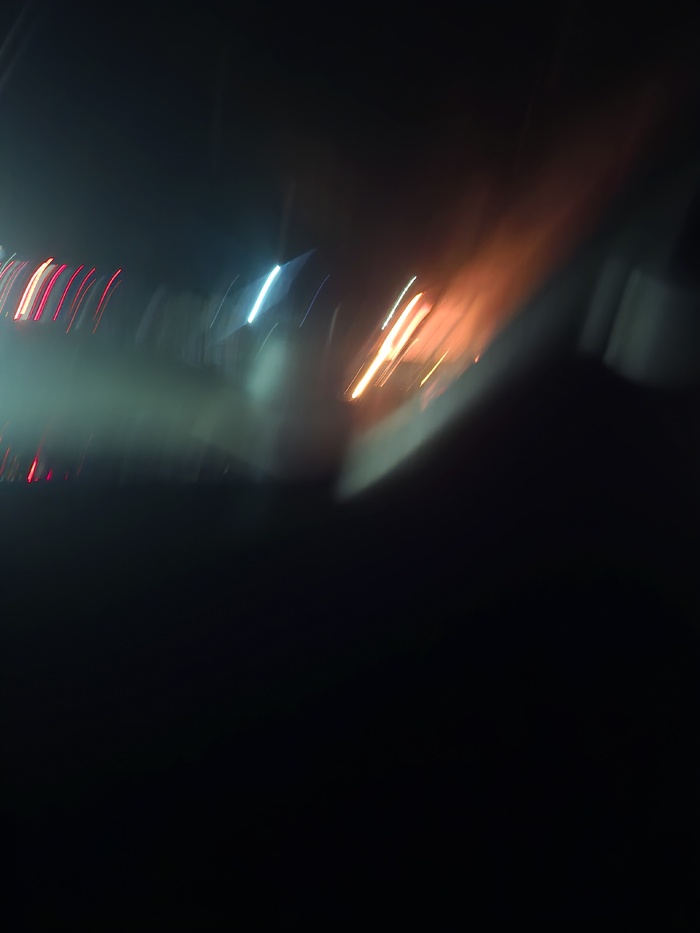 Incendie d’un véhicule sur l’Autoroute à péage près de Sindia Incendie d’un véhicule sur l’Autoroute à péage près de Sindia