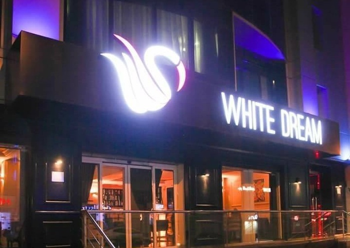 Affaire White Dream : Sous les paillettes, un vaste trafic de drogue démantelé Affaire White Dream : Sous les paillettes, un vaste trafic de drogue démantelé