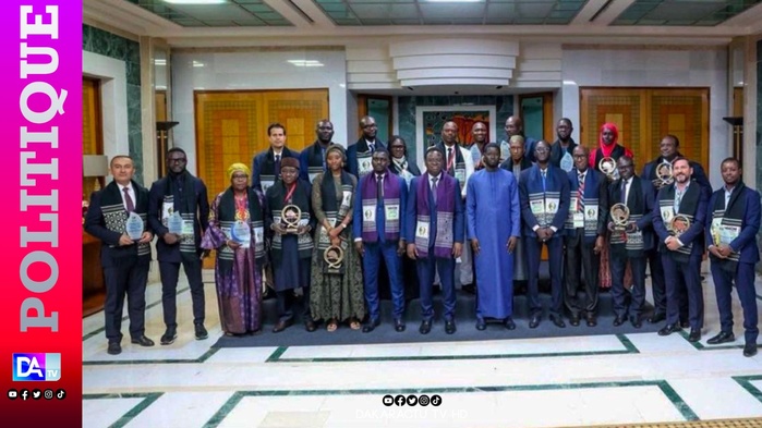 Remise des Prix Oscar national de la Qualité par le chef de l’Etat: « L’excellence ne sera plus l’apanage des grandes structures, mais l’identité partagée d’un tissu entrepreneurial conquérant et structuré » Remise des Prix Oscar national de la Qualité par le chef de l’Etat: « L’excellence ne sera plus l’apanage des grandes structures, mais l’identité partagée d’un tissu entrepreneurial conquérant et structuré »