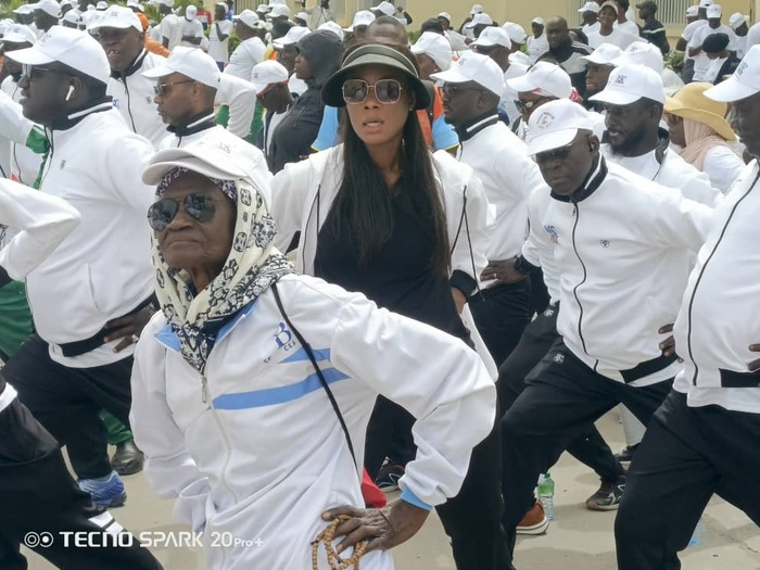 Randonnée pédestre de l’ONAS : « la pratique sportive est porteuse de performance des entreprises », dixit le DG Séni Diène Randonnée pédestre de l’ONAS : « la pratique sportive est porteuse de performance des entreprises », dixit le DG Séni Diène