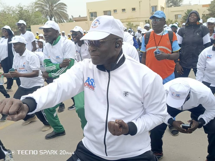 Randonnée pédestre de l’ONAS : « la pratique sportive est porteuse de performance des entreprises », dixit le DG Séni Diène Randonnée pédestre de l’ONAS : « la pratique sportive est porteuse de performance des entreprises », dixit le DG Séni Diène