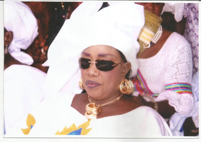 Néné N'diaye M'baye : " C'est politicien que d'imputer au Président Macky Sall le caractère laïc de la République!" Néné N'diaye M'baye : " C'est politicien que d'imputer au Président Macky Sall le caractère laïc de la République!"