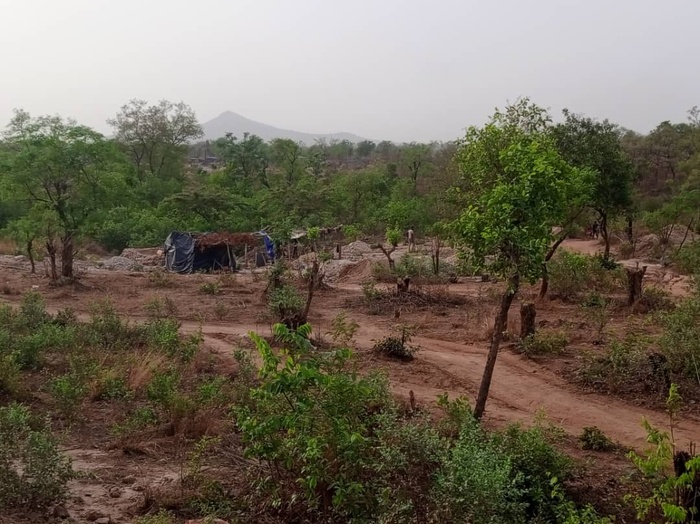 Opération ORIENTALE 1 : Deux sites d’orpaillage clandestins démantelés dans la zone de la Falémé (Dirpa) Opération ORIENTALE 1 : Deux sites d’orpaillage clandestins démantelés dans la zone de la Falémé (Dirpa)