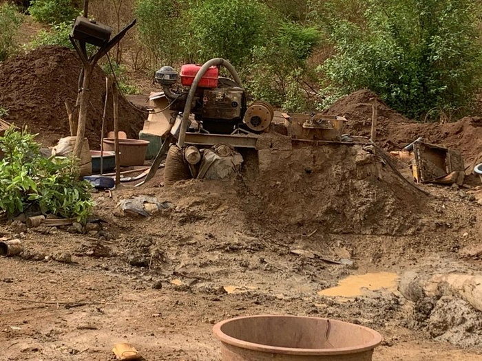Opération ORIENTALE 1 : Cinq sites d’orpaillage clandestin démantelés au nord de Moussala, plusieurs matériels saisis Opération ORIENTALE 1 : Cinq sites d’orpaillage clandestin démantelés au nord de Moussala, plusieurs matériels saisis