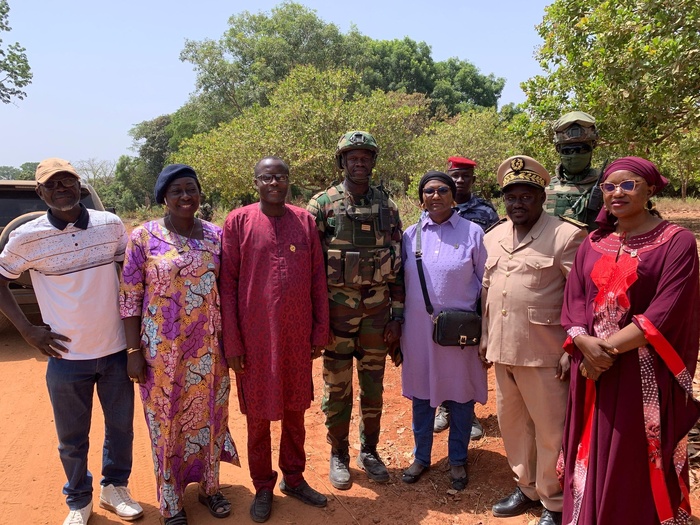 Visite à Nyassia :  Des parlementaires saluent le rôle de l’armée dans le retour des populations déplacées en Casamance Visite à Nyassia :  Des parlementaires saluent le rôle de l’armée dans le retour des populations déplacées en Casamance