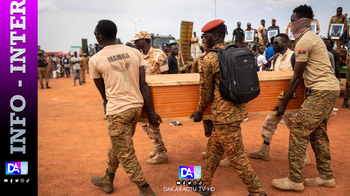 Burkina: plusieurs dizaines de morts dans une attaque jihadiste dans le nord Burkina: plusieurs dizaines de morts dans une attaque jihadiste dans le nord