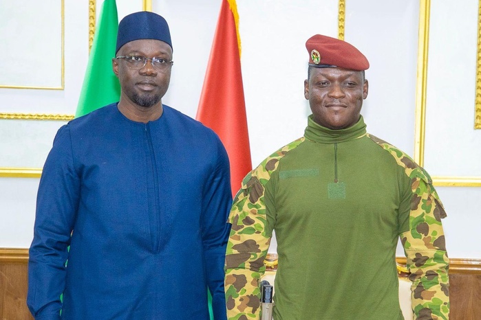 En visite au Burkina, le PM sénégalais envisage une "collaboration" face aux jihadistes En visite au Burkina, le PM sénégalais envisage une "collaboration" face aux jihadistes
