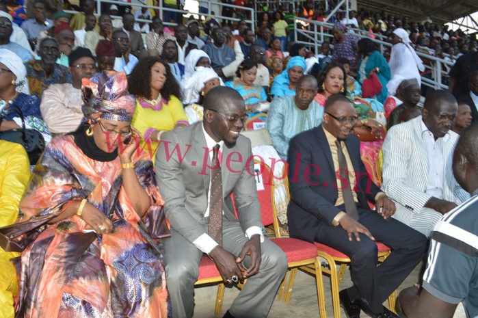 En marge de la finale municipale : Louga intronise Moustapha Diop «maire à vie» (IMAGES) En marge de la finale municipale : Louga intronise Moustapha Diop «maire à vie» (IMAGES)