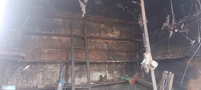 Incendie à la gare routière de Thiès: Des boutiques d'alimentation générale partent en fumée( images) Incendie à la gare routière de Thiès: Des boutiques d'alimentation générale partent en fumée( images)