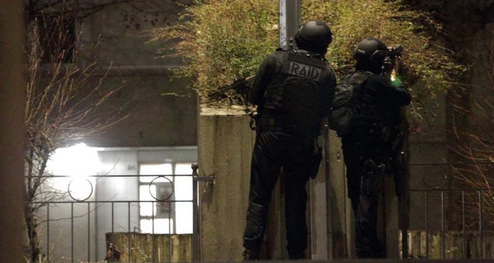 Assaut à Saint-Denis : Les policiers ont tiré sur ...d'autres policiers.