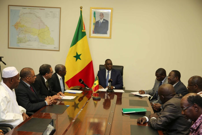 Les images de la rencontre entre le Président Macky Sall et le comité d'organisation de l'anniversaire de Cheikh Anta Diop