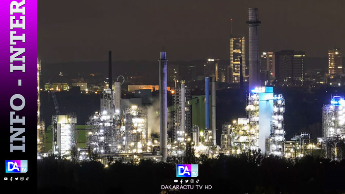 Les cours du pétrole s'envolent de 6% après la frappe israélienne contre l'Iran Les cours du pétrole s'envolent de 6% après la frappe israélienne contre l'Iran