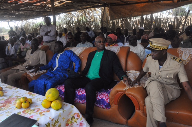 Tournée de Serigne M'baye Thiam en Casamance : Macky Sall félicite son ministre et ordonne des mesures pour les populations des zones visitées