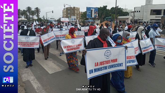Grève des travailleurs de la Justice : le SYTJUST et l'UNTJ unissent leurs forces et maintiennent leur mot d'ordre de 72h Grève des travailleurs de la Justice : le SYTJUST et l'UNTJ unissent leurs forces et maintiennent leur mot d'ordre de 72h