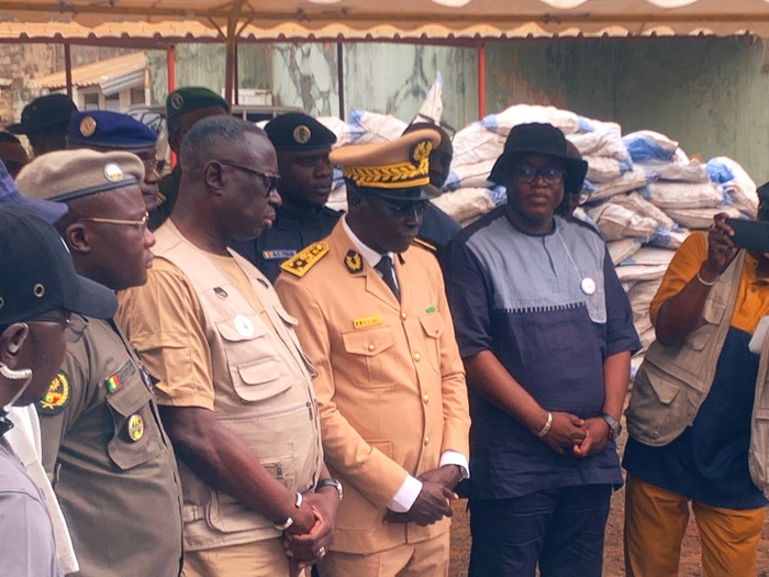 Ziguinchor : Près de 4 tonnes de chanvre indien saisies par les Forces de Défense et de Sécurité Ziguinchor : Près de 4 tonnes de chanvre indien saisies par les Forces de Défense et de Sécurité