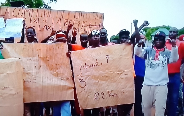 Dioulacolon (Kolda): Les populations réclament la fin des travaux Salikégné-Kolda… Dioulacolon (Kolda): Les populations réclament la fin des travaux Salikégné-Kolda…