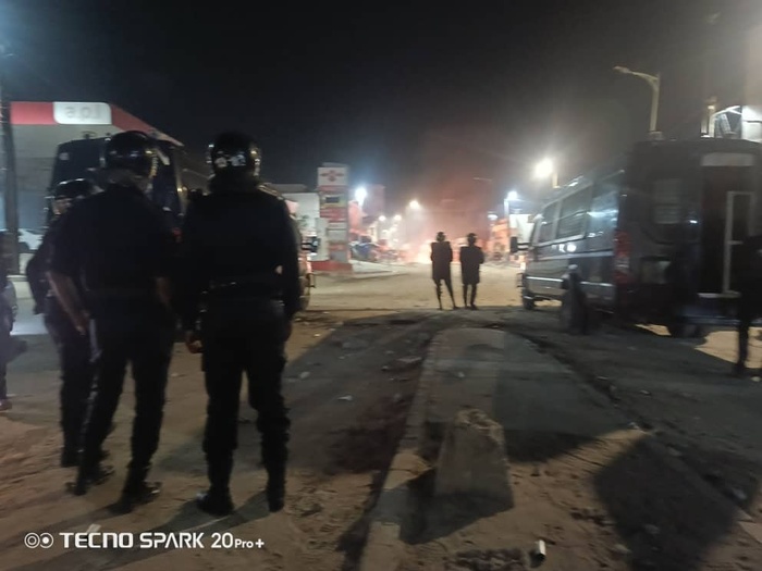 Manifestation à Cambérène après le décès de deux adolescents : Les jeunes affrontent la police depuis des heures Manifestation à Cambérène après le décès de deux adolescents : Les jeunes affrontent la police depuis des heures