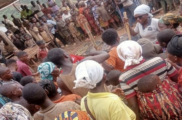 Burundi: six personnes accusées de sorcellerie lynchées à mort par une milice, selon un responsable local Burundi: six personnes accusées de sorcellerie lynchées à mort par une milice, selon un responsable local