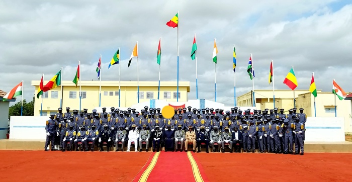 Koutal- Sortie de la 43ème promotion de l’ENSOA:  » la satisfaction se mêle à la fierté de voir nos armées accueillir une nouvelle génération de jeunes cadres »( Général Birame Diop) Koutal- Sortie de la 43ème promotion de l’ENSOA:  » la satisfaction se mêle à la fierté de voir nos armées accueillir une nouvelle génération de jeunes cadres »( Général Birame Diop)
