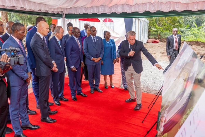 Nairobi : Macky Sall participe à la pose de la première pierre du siège africain du Centre mondial pour l’adaptation Nairobi : Macky Sall participe à la pose de la première pierre du siège africain du Centre mondial pour l’adaptation