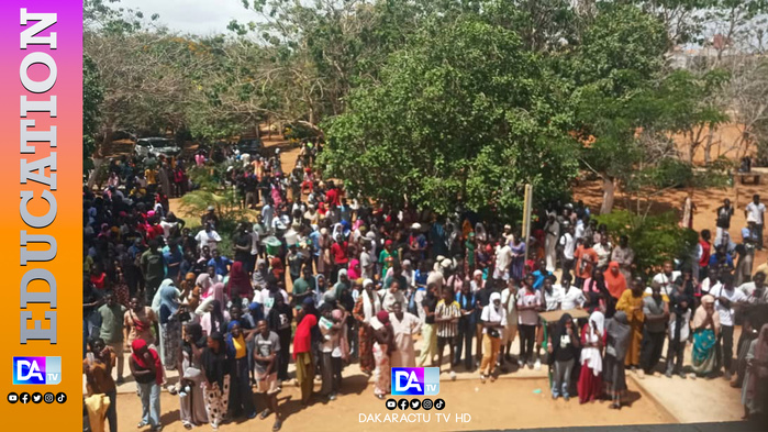 Baccalauréat 2025 / Résultats du premier tour : ambiance électrique au lycée Sergent Malamine Camara Baccalauréat 2025 / Résultats du premier tour : ambiance électrique au lycée Sergent Malamine Camara