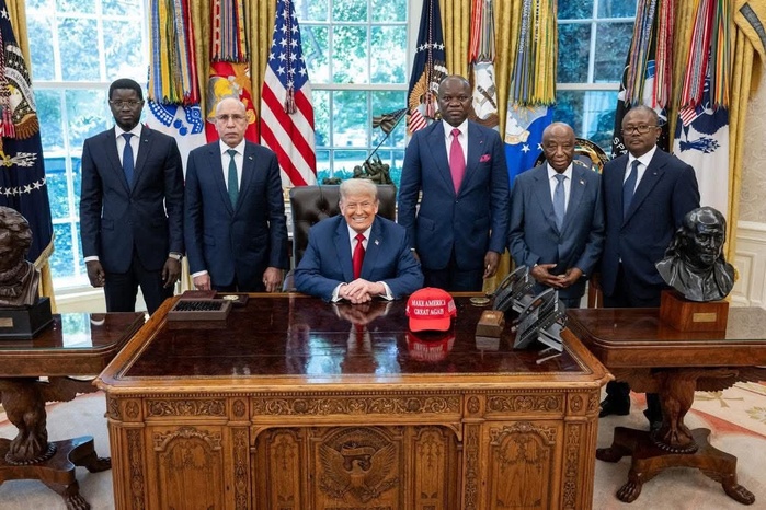 Cheikh Omar Diagne fustige les soutiens des 5 chefs africains à Trump pour le Nobel de la Paix : « Des discours flatteurs de soumission » Cheikh Omar Diagne fustige les soutiens des 5 chefs africains à Trump pour le Nobel de la Paix : « Des discours flatteurs de soumission »