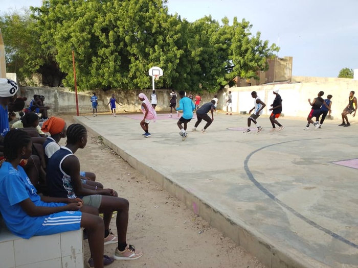 Guinguinéo : Le Basketball à l'agonie à cause d'un manque notoire d'infrastructures et de moyens Guinguinéo : Le Basketball à l'agonie à cause d'un manque notoire d'infrastructures et de moyens