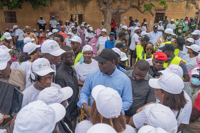 Lutte contre les inondations : Le ministre Cheikh Tidiane Dièye lance les opérations de mobilisation communautaire Lutte contre les inondations : Le ministre Cheikh Tidiane Dièye lance les opérations de mobilisation communautaire