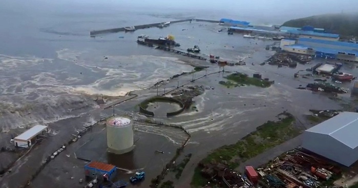 Alertes au tsunami dans tout le Pacifique après un gigantesque séisme au large de la Russie