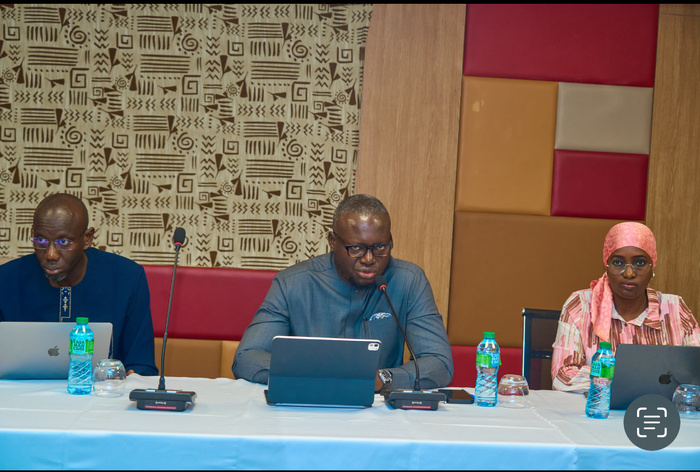 Modernisation de l’offre du transport : Dem Dikk vers une nouvelle dynamique de transformation Modernisation de l’offre du transport : Dem Dikk vers une nouvelle dynamique de transformation