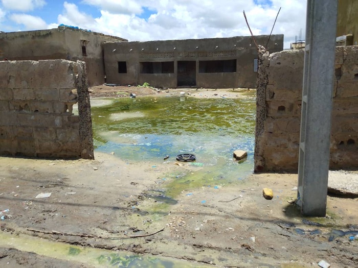 Inondations à Médina Mbaba : Les habitants lancent un SOS et exigent l'achèvement des travaux des canaux Inondations à Médina Mbaba : Les habitants lancent un SOS et exigent l'achèvement des travaux des canaux