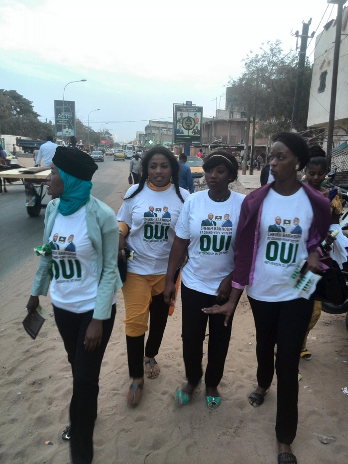 Les jeunes « apéristes » de Grand -Yoff mouillent le maillot pour la victoire du OUI au référendum du 20 mars 2016