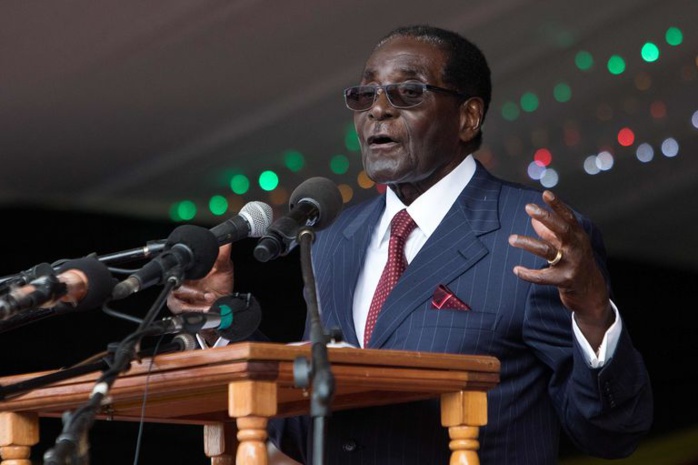 Robert Mugabe veut nationaliser les mines de diamant du Zimbabwe Robert Mugabe veut nationaliser les mines de diamant du Zimbabwe