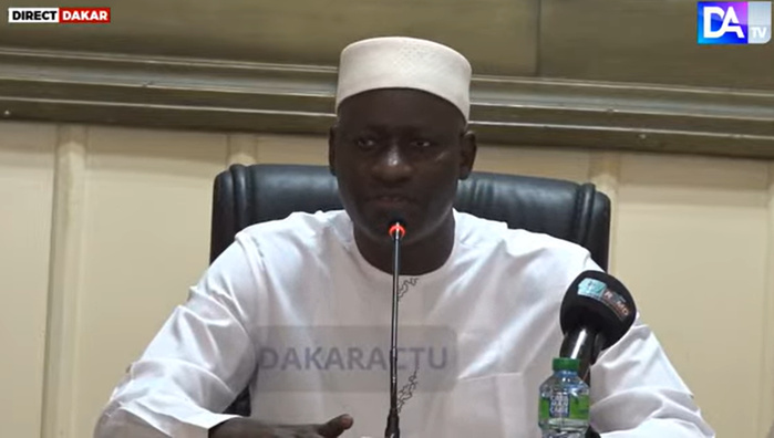 Élection à la Mairie de Dakar : Abass Fall élu nouveau maire avec 49 voix Élection à la Mairie de Dakar : Abass Fall élu nouveau maire avec 49 voix