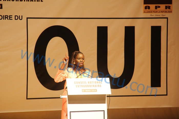 Thérèse Faye au  Conseil national extraordinaire de l'APR : « Ce référendum permettra une nouvelle vie et une forte démocratie à notre pays »