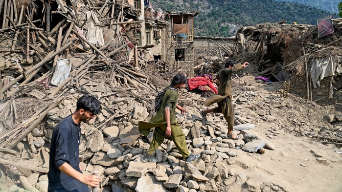 Séisme en Afghanistan: plus de 1400 morts, selon un nouveau bilan officiel Séisme en Afghanistan: plus de 1400 morts, selon un nouveau bilan officiel