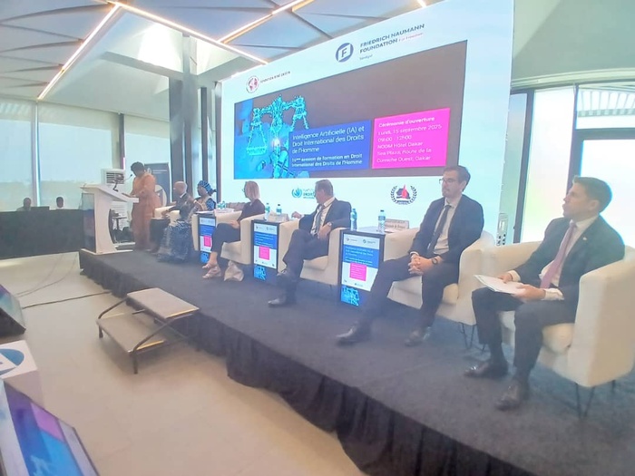 L’intelligence artificielle sous le prisme des droits humains : un appel à la régulation internationale lancé à Dakar