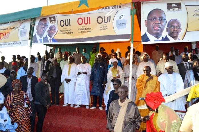 Démonstration de force d'Aboulaye Diouf Sarr : Yoff promet une victoire massive du Oui au référendum Démonstration de force d'Aboulaye Diouf Sarr : Yoff promet une victoire massive du Oui au référendum