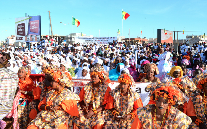 Démonstration de force d'Aboulaye Diouf Sarr : Yoff promet une victoire massive du Oui au référendum Démonstration de force d'Aboulaye Diouf Sarr : Yoff promet une victoire massive du Oui au référendum