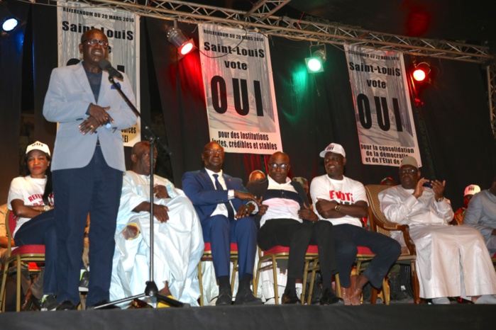 Les images du meeting de Macky Sall à Saint-Louis Les images du meeting de Macky Sall à Saint-Louis