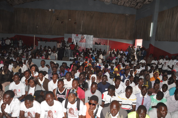 Fatoumata Ba, présidente de l'Udes/R : " Khalifa Sall se bat pour embellir Dakar-Plateau, alors que Grand-Yoff est dans l'insalubrité " Fatoumata Ba, présidente de l'Udes/R : " Khalifa Sall se bat pour embellir Dakar-Plateau, alors que Grand-Yoff est dans l'insalubrité "