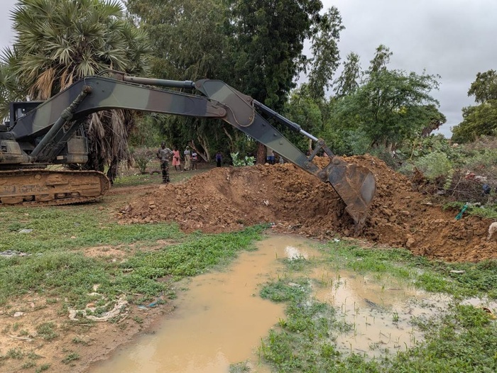 Forces Armées: Le génie militaire à la rescousse des populations du fleuve Sénégal en proie aux inondations Forces Armées: Le génie militaire à la rescousse des populations du fleuve Sénégal en proie aux inondations