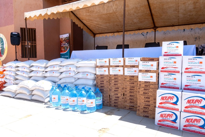 Inondations : La Fondation Sonatel déploie son Plan Solidarité en Urgence (SUR) pour soutenir les sinistrés Inondations : La Fondation Sonatel déploie son Plan Solidarité en Urgence (SUR) pour soutenir les sinistrés