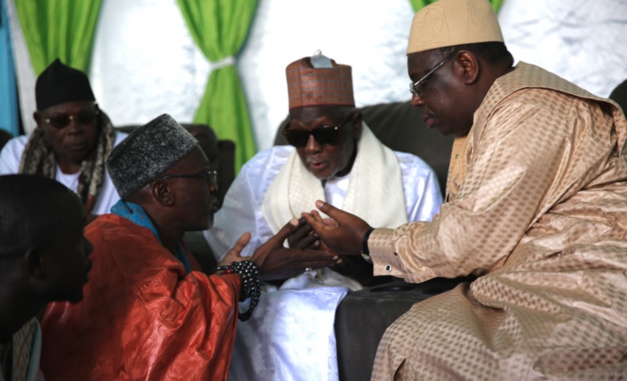 Visites de Macky Sall à Kanène, Léona Niassène et Touba N'dorong (Images) Visites de Macky Sall à Kanène, Léona Niassène et Touba N'dorong (Images)