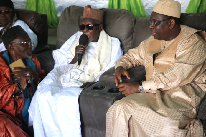 Visites de Macky Sall à Kanène, Léona Niassène et Touba N'dorong (Images) Visites de Macky Sall à Kanène, Léona Niassène et Touba N'dorong (Images)