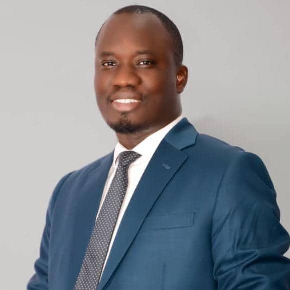 CE QUE LE PARTI SOCIALISTE DOIT FAIRE … CE QUE LE PARTI SOCIALISTE DOIT FAIRE …