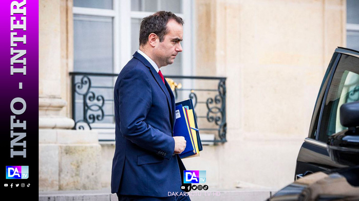 France : le Premier ministre a remis sa démission, quelques heures après l'annonce d'un nouveau gouvernement France : le Premier ministre a remis sa démission, quelques heures après l'annonce d'un nouveau gouvernement
