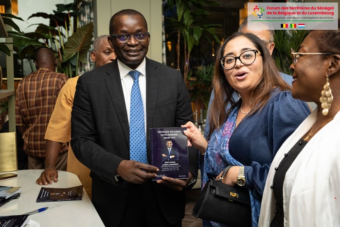 La République des Carrés Notto Diobasse Smart City : Alioune Sarr présente à Bruxelles un modèle africain de développement local La République des Carrés Notto Diobasse Smart City : Alioune Sarr présente à Bruxelles un modèle africain de développement local