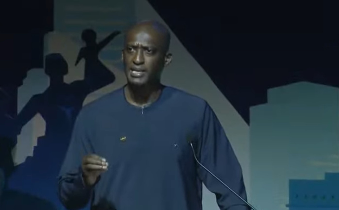 2e édition du forum d’investissement : Le DG de l’APIX appelle à bâtir « un Sénégal qui affirme son ambition de devenir un pôle de stabilité, de confiance et de prospérité partagée » 2e édition du forum d’investissement : Le DG de l’APIX appelle à bâtir « un Sénégal qui affirme son ambition de devenir un pôle de stabilité, de confiance et de prospérité partagée »