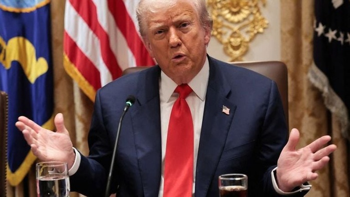 Trump menace de stopper les achats d'huile de cuisson à la Chine Trump menace de stopper les achats d'huile de cuisson à la Chine